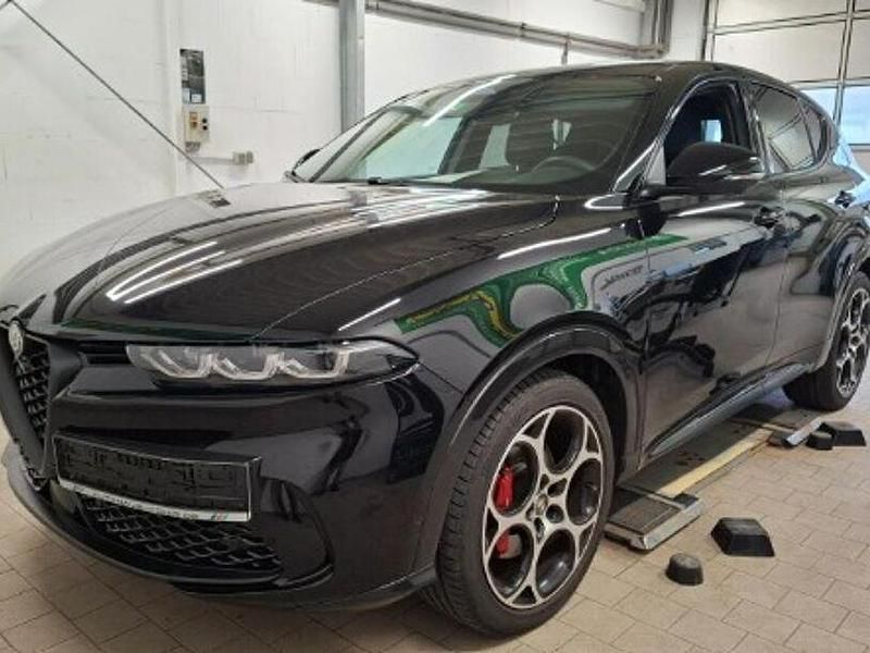 Schwarz Gebraucht 2022 Alfa Romeo Tonale Veloce SUV | 36.999 € (Teuer) - Bild 1/4