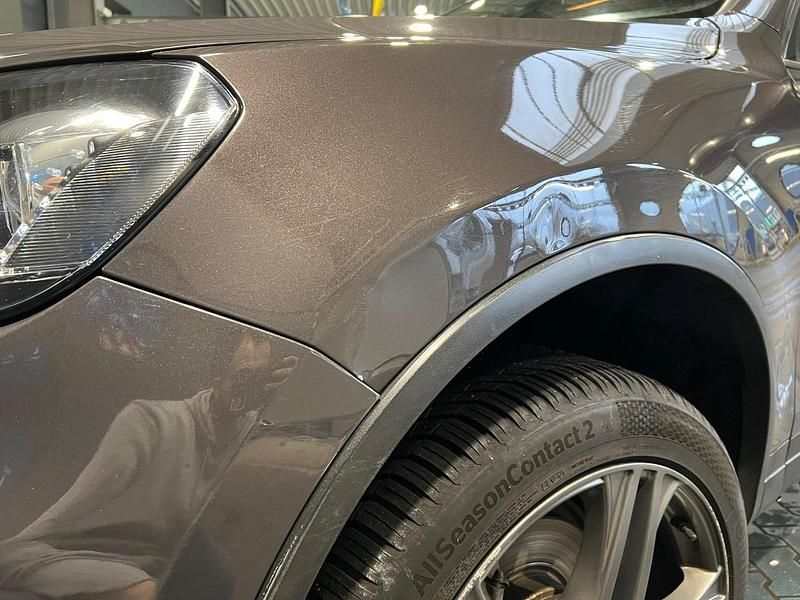 Gebraucht VW Touareg 244 PS (179 kW) 2011 Grau SUV