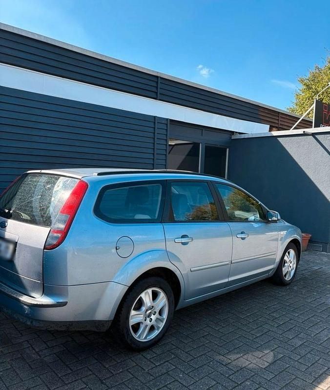 Gebraucht Ford Focus 145 PS (106 kW) 2005 Silber Kombi