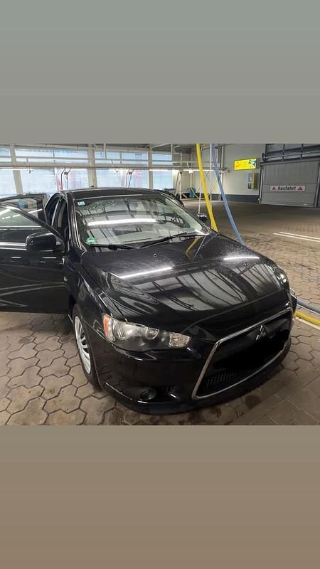 Schwarz Gebraucht 2009 Mitsubishi Lancer Sportback Limousine | 4.500 € - Bild 1/4