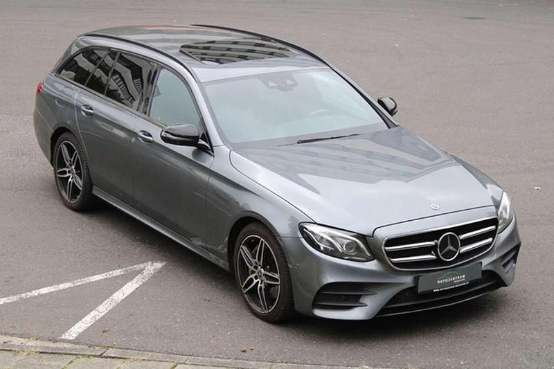 Selenitgrau Gebraucht 2018 Mercedes E400 AMG line Kombi | 24.490 € (Fairer Preis) - Bild 1/4