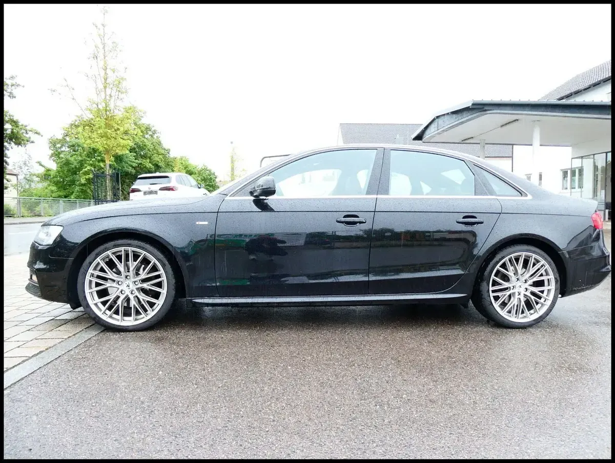 Gebraucht Audi A4 Sport 170 PS (125 kW) 2015 Schwarz Limousine