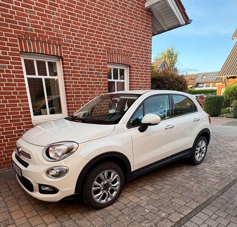 Weiß Gebraucht 2016 Fiat 500X Rockstar SUV | 11.200 € (Guter Preis) - Bild 1/4