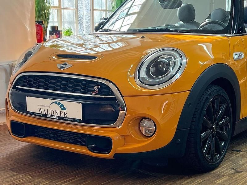 Gebraucht Mini Cooper S Cabriolet 192 PS (141 kW) 2016 Orange Cabrio