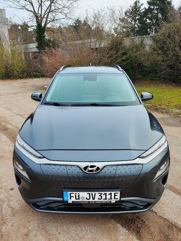 Gebraucht Hyundai Kona Advantage 100 kW (136 PS) 2020 Grau SUV