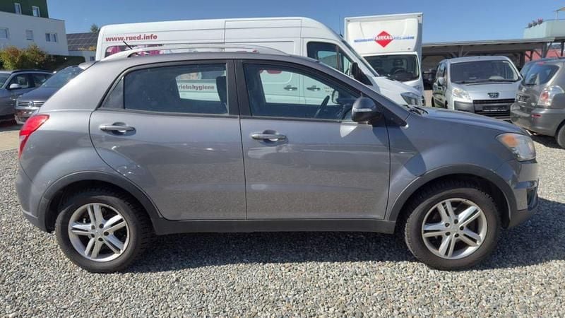 Gebraucht Ssangyong (KGM) Korando 150 PS (110 kW) 2014 Grau SUV