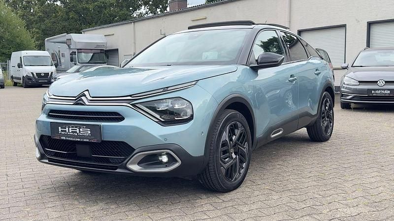 Blau Gebraucht 2021 Citroën C4 Shine Limousine | 15.990 € (Guter Preis) - Bild 1/4