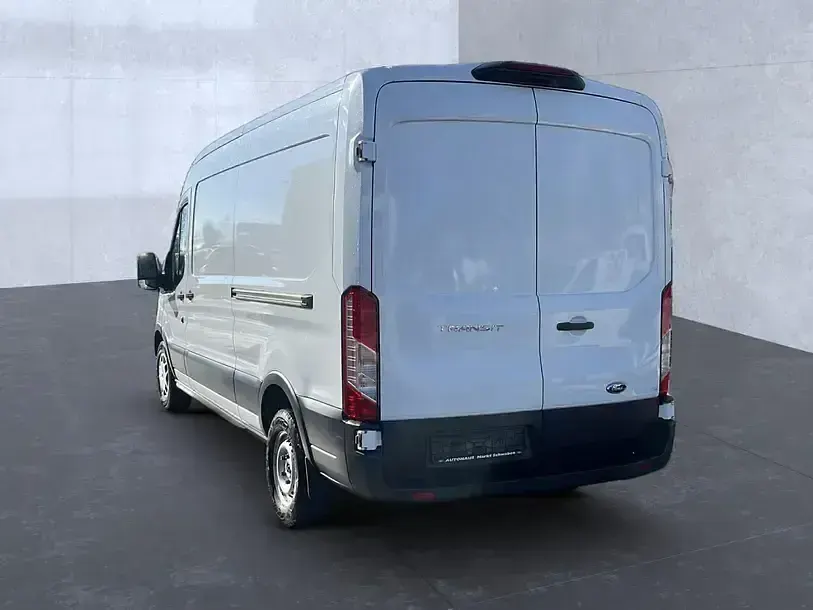 Gebraucht Ford Transit Trend 131 PS (96 kW) 2023 Frostweiß Van
