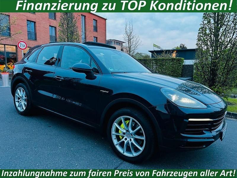 Second-hand Porsche Cayenne 340 CP (250 kW) 2021 Albastru SUV