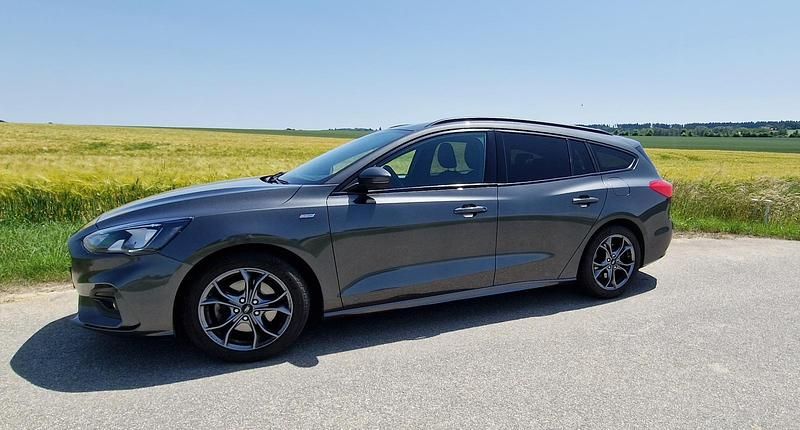 Usata Ford Focus ST-Line 125 CV (91 kW) 2019 Grigio Station wagon