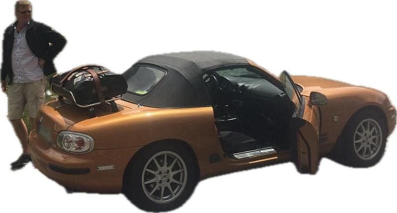 Second-hand Mazda MX5 110 CP (80 kW) 1998 Auriu Cabrio