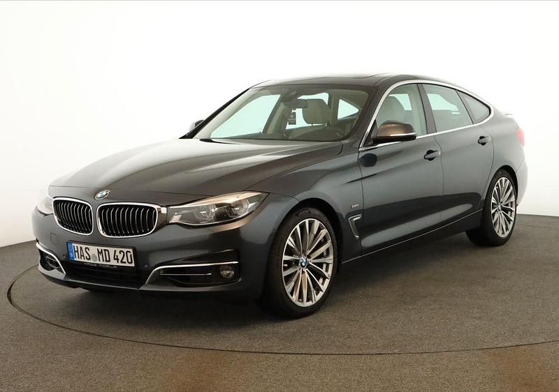 Grau Gebraucht 2017 BMW 330 Gran Turismo Sport Line Limousine | 15.900 € (Fairer Preis) - Bild 1/4