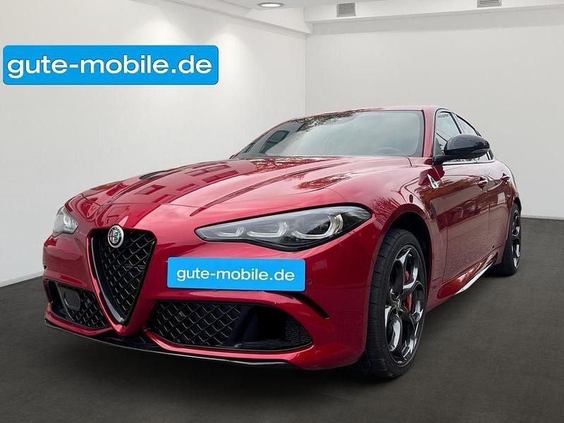 Rot Neu 2025 Alfa Romeo Giulia Quadrifoglio Limousine | 80.490 € (Superpreis) - Bild 1/4
