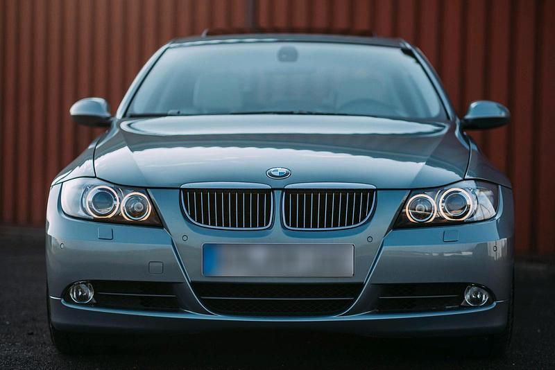 Gebraucht BMW 330 258 PS (189 kW) 2004 Andere farben Limousine