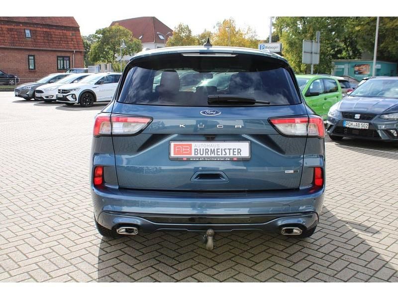 Gebraucht Ford Kuga ST-Line 150 PS (110 kW) 2021 Blau SUV