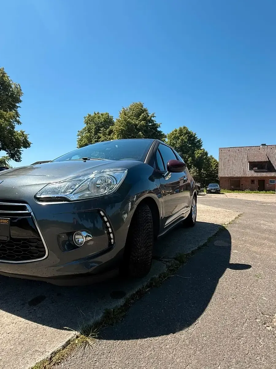 Gebraucht Citroën C3 120 PS (88 kW) 2012 Grau Limousine