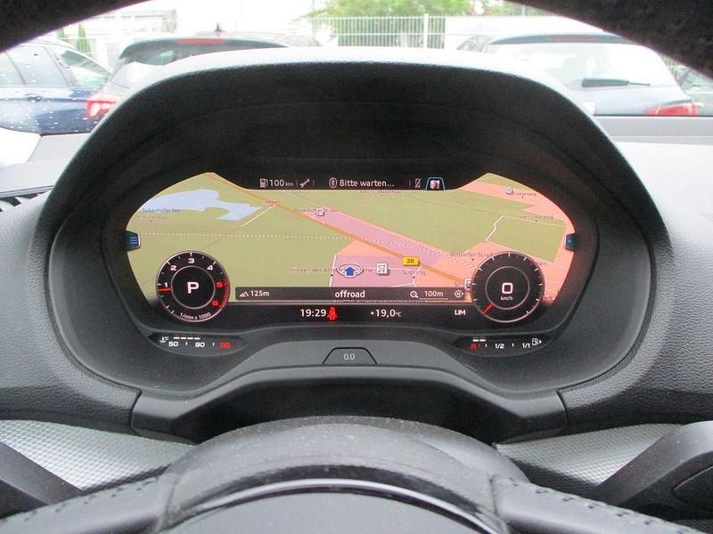 Gebraucht Audi Q2 Sport 150 PS (110 kW) 2020 Schwarz SUV