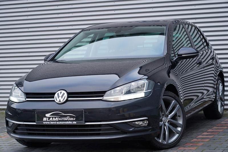 Schwarz Gebraucht 2019 VW Golf Join Limousine | 11.650 € (Fairer Preis) - Bild 1/4