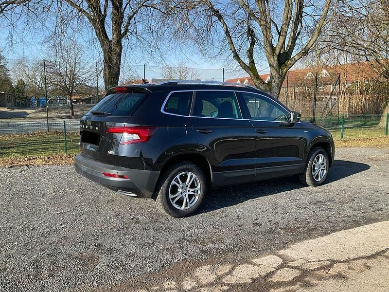 Gebraucht Skoda Karoq Drive 116 PS (85 kW) 2021 Schwarz SUV