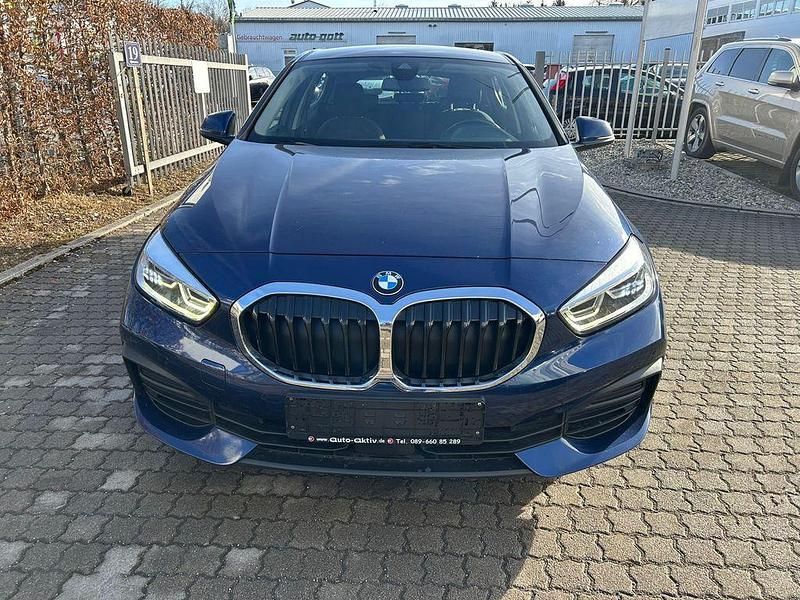 Gebraucht BMW 118 Advantage 140 PS (102 kW) 2020 Blau Kleinwagen