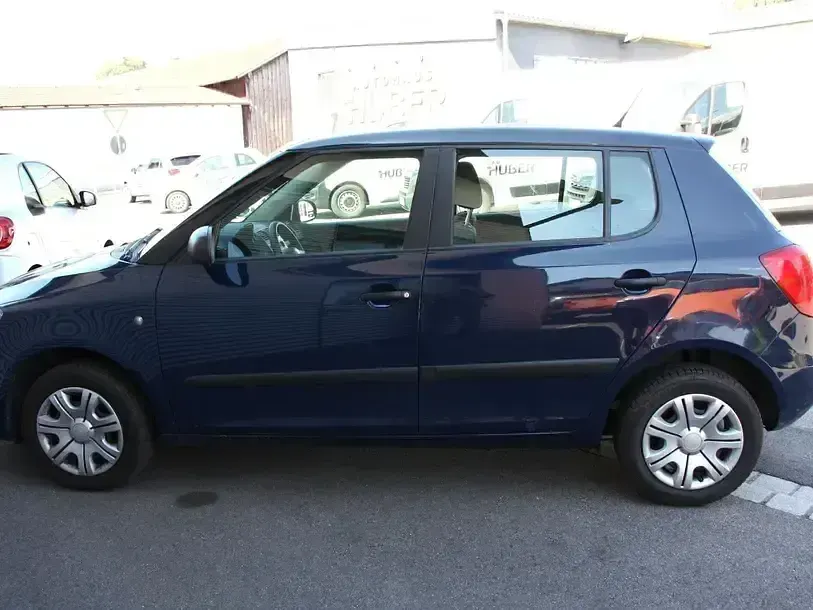 Gebraucht Skoda Fabia Cool Edition 60 PS (44 kW) 2013 Blau Limousine