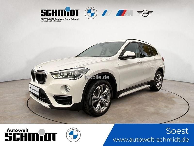 Weiß Gebraucht 2018 BMW X1 Sport Line SUV | 13.790 € (Guter Preis) - Bild 1/4