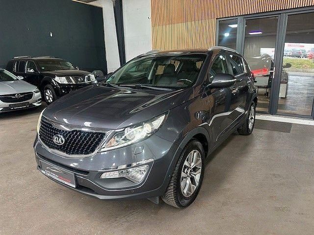 Grau Gebraucht 2014 Kia Sportage Spirit SUV | 9.990 € (Guter Preis) - Bild 1/4
