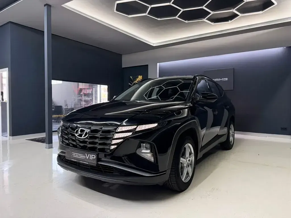 Gebraucht Hyundai Tucson Select 230 PS (169 kW) 2022 Schwarz SUV