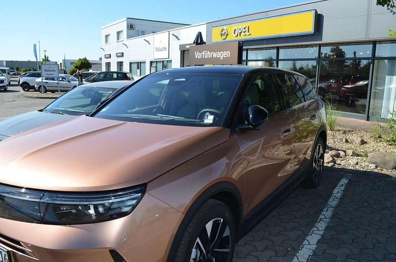 /typ aussenverkleidung metalliclackierung Neu 2025 Opel Grandland X SUV | 34.700 € (Fairer Preis) - Bild 1/4