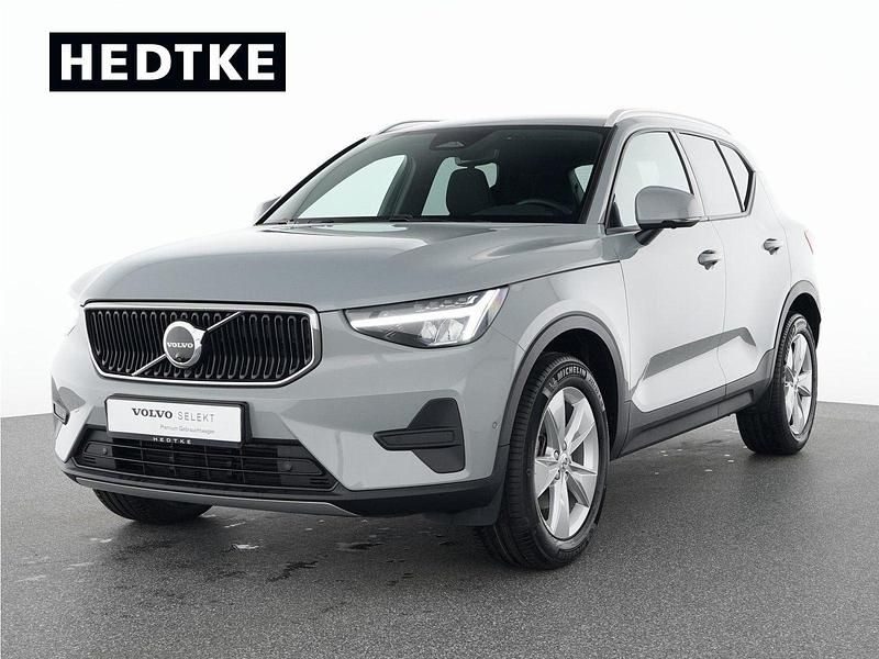 Grau Gebraucht 2025 Volvo XC40 Core SUV | 38.550 € (Fairer Preis) - Bild 1/4