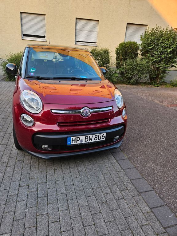 Rot Gebraucht 2012 Fiat 500L Wagon Van / Kleinbus | 6.499 € (Superpreis) - Bild 1/4