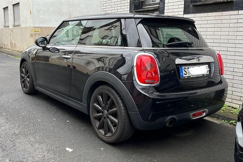 Gebraucht Mini Cooper 136 PS (100 kW) 2014 Schwarz Kleinwagen