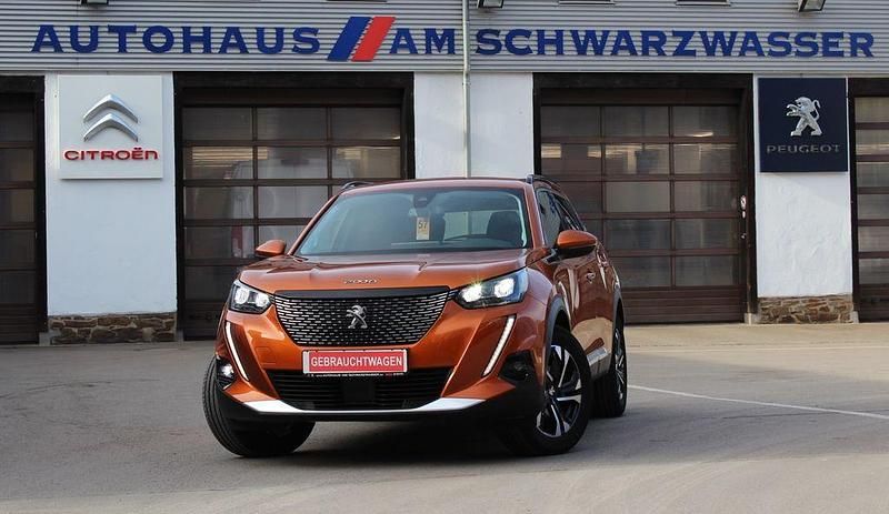 Orange Gebraucht 2021 Peugeot 2008 Allure SUV | 16.770 € (Guter Preis) - Bild 1/4