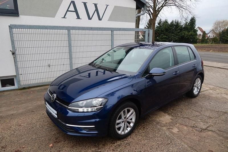 Gebraucht VW Golf VII 150 PS (110 kW) 2018 Blau Limousine