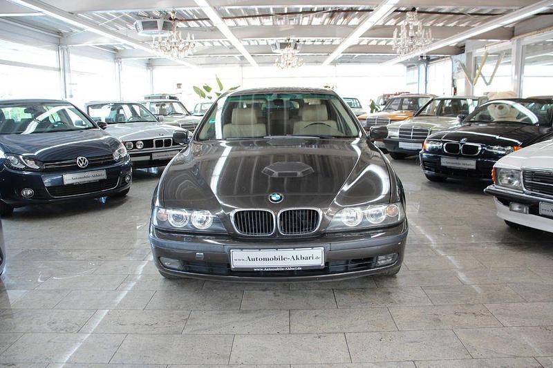 Gebraucht BMW 520 150 PS (110 kW) 1999 Grün Limousine