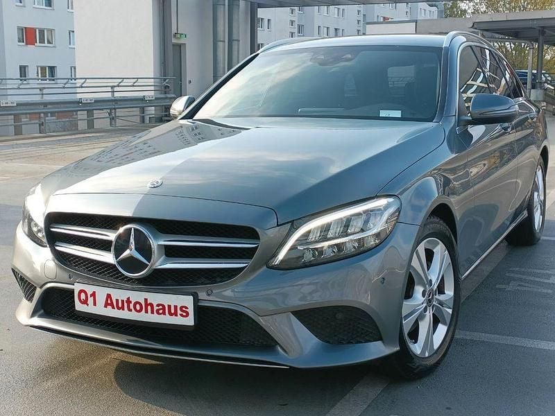 Selenitgrau Gebraucht 2019 Mercedes C200 Kombi | 17.950 € (Fairer Preis) - Bild 1/4