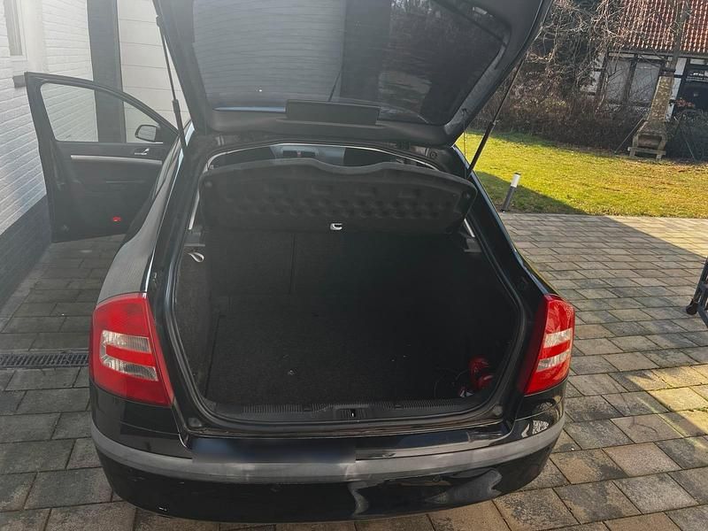 Gebraucht Skoda Octavia 102 PS (75 kW) 2008 Schwarz Limousine
