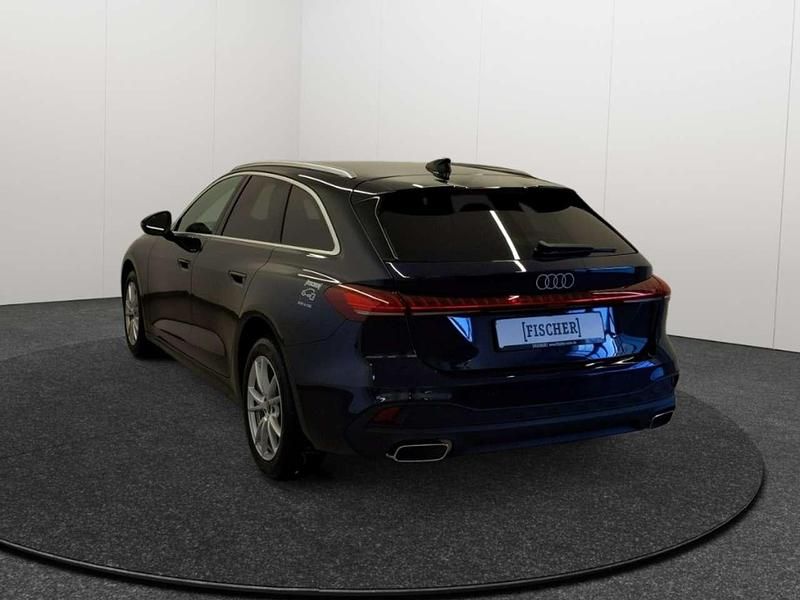 Gebraucht Audi A5 Ambiente 150 PS (110 kW) 2025 Firmamentblau metallic Kombi