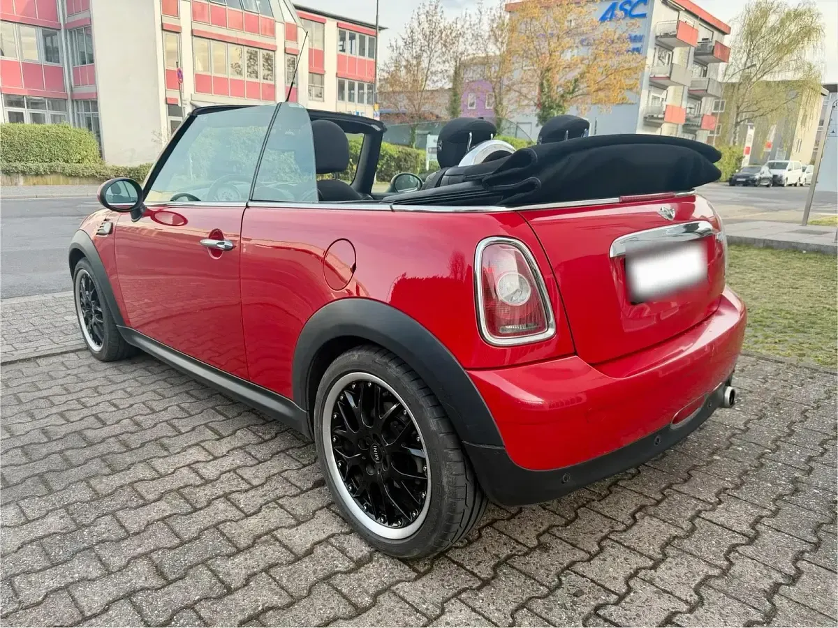 Gebraucht Mini Cooper Cabriolet 122 PS (89 kW) 2009 Rot Cabrio