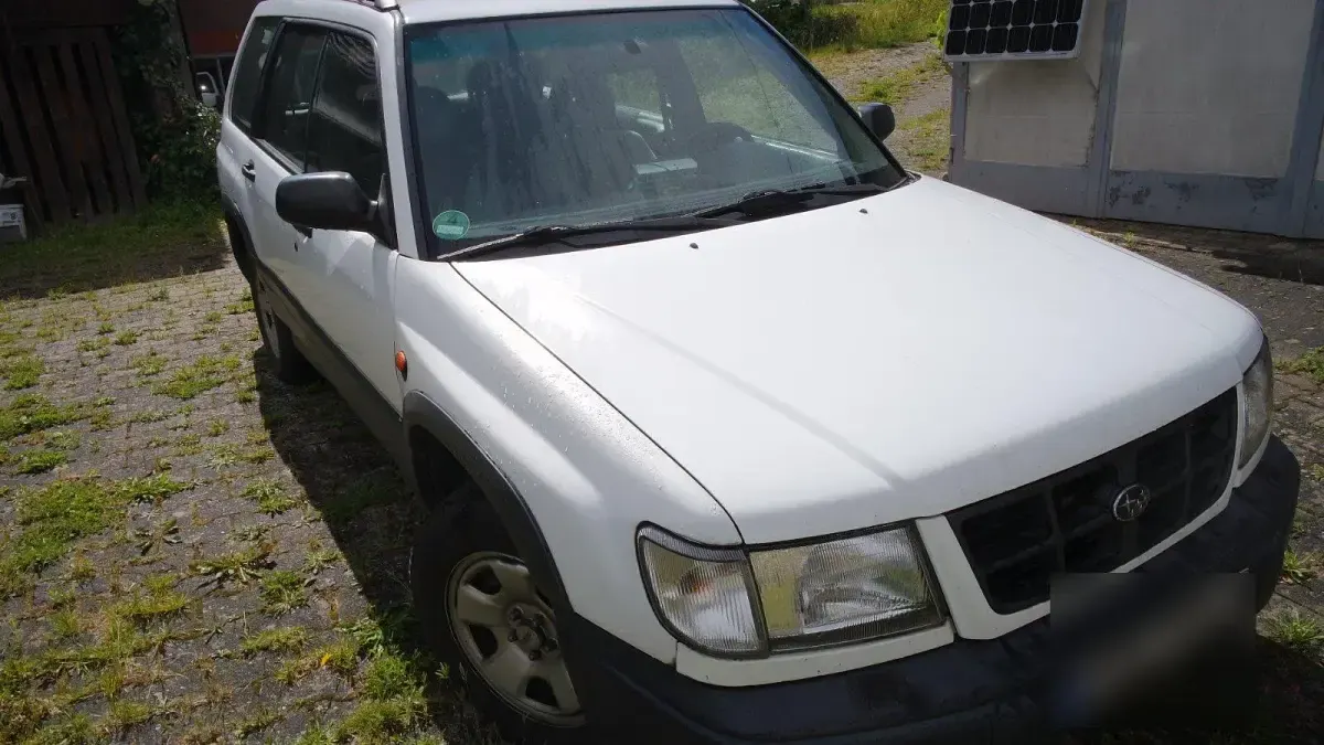 Gebraucht Subaru Forester 122 PS (89 kW) 2000 Weiß SUV