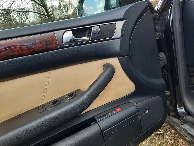 Gebraucht Audi A6 300 PS (220 kW) 1999 Schwarz Kombi