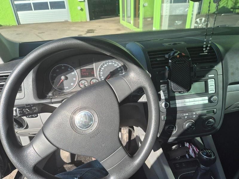 Gebraucht VW Golf V Comfortline 122 PS (89 kW) 2009 Schwarz Kombi