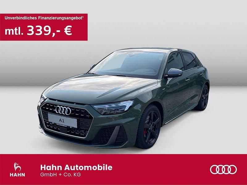 Distriktgrün metallic Neu 2025 Audi A1 Sportback S-Line Kleinwagen | 35.999 € (Fairer Preis) - Bild 1/3
