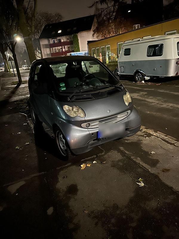 Silber Gebraucht 2004 Smart ForTwo Coupé Passion Coupé | 900 € (Guter Preis) - Bild 1/3