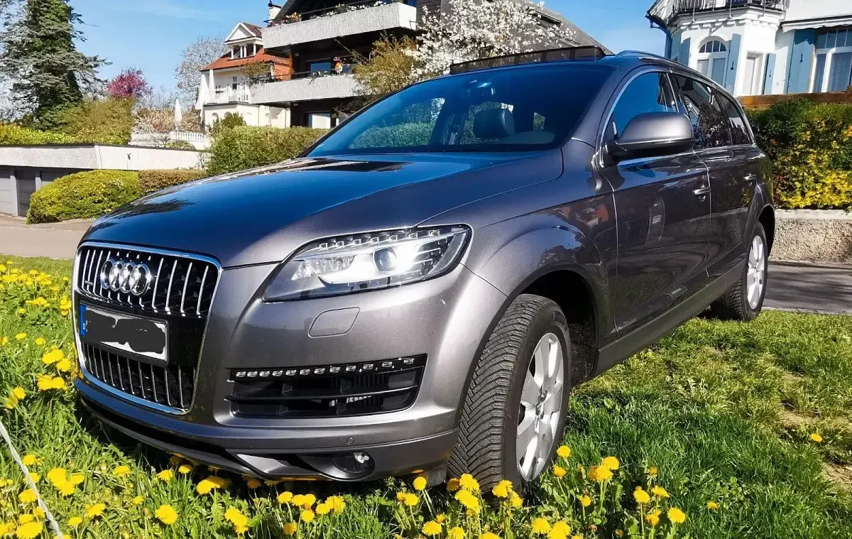Gebraucht Audi Q7 Design 245 PS (180 kW) 2011 Grau SUV