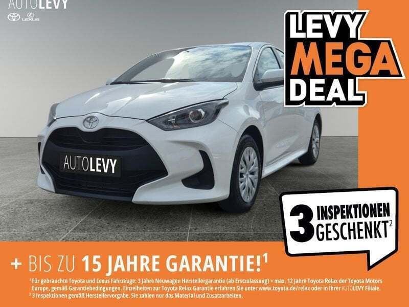 Super white 2 Gebraucht 2024 Toyota Yaris Hybrid Business Edition Kleinwagen | 22.998 € (Fairer Preis) - Bild 1/4