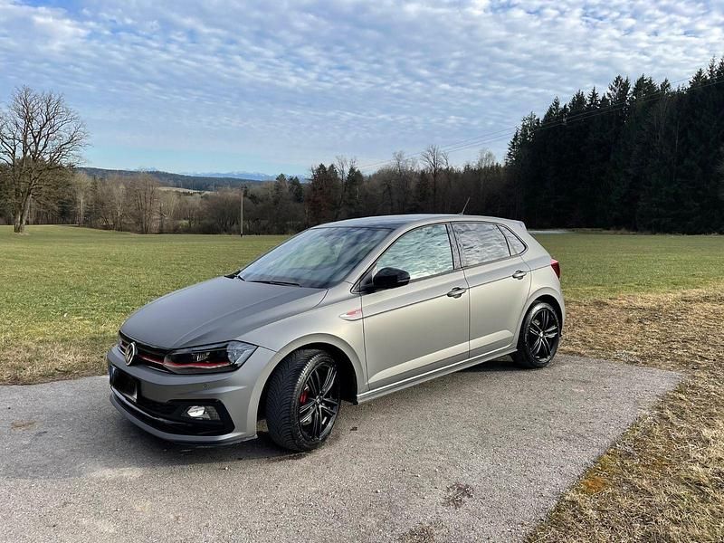 Blau Gebraucht 2018 VW Polo GTI Kleinwagen | 15.900 € (Fairer Preis) - Bild 1/4