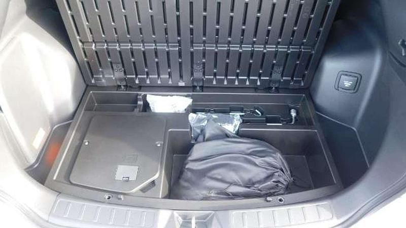Gebraucht Mitsubishi Eclipse Cross Select 188 PS (138 kW) 2024 Titanweiß SUV