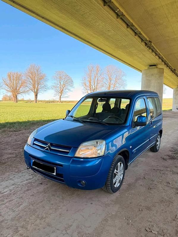 Gebraucht Citroën Berlingo 75 PS (55 kW) 2005 Blau Van / Kleinbus