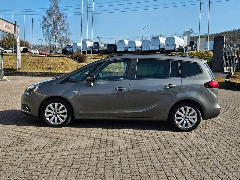 Gebraucht Opel Zafira Active 140 PS (102 kW) 2017 Grau Van / Kleinbus